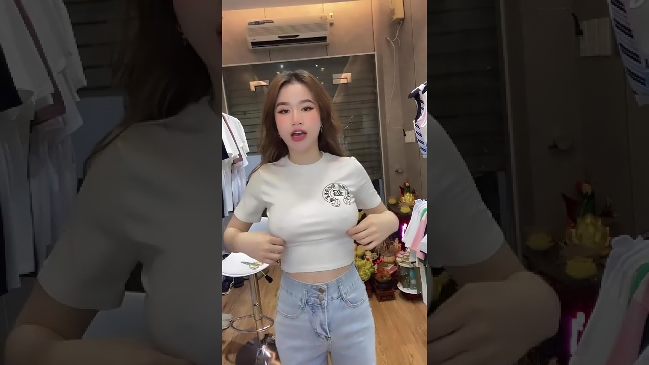 Huge Try On Haul Stunning Silhouette and Aesthetic Streetwear Visual Experience