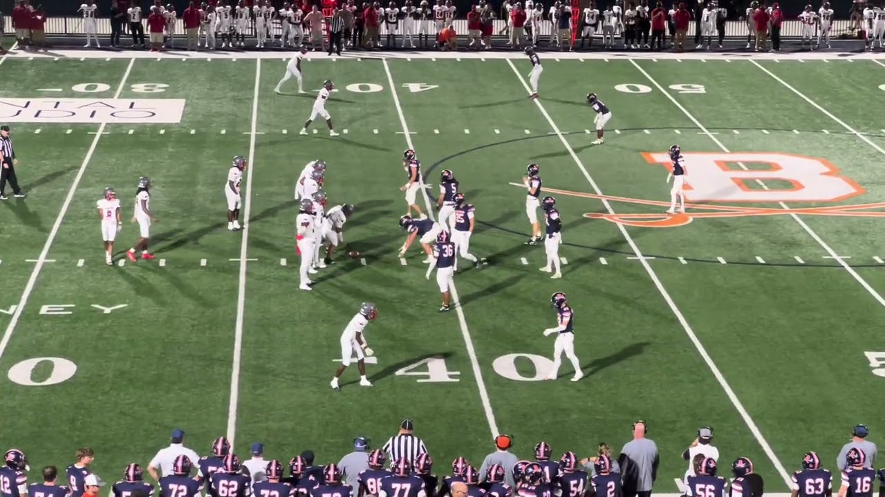 Beech HS host East Nashville HS and win 22-19