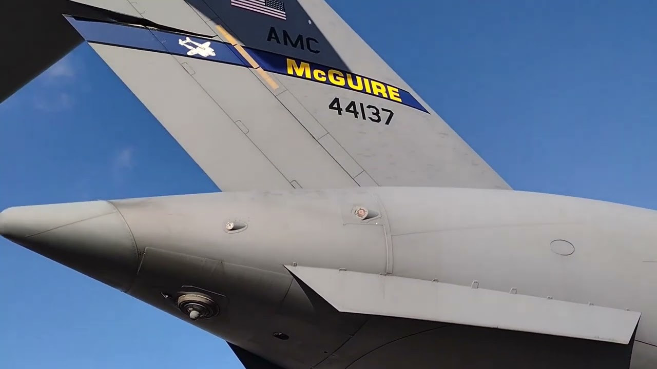 C-17 GLOBEMASTERS @FLL   VIDEO WALK AROUND