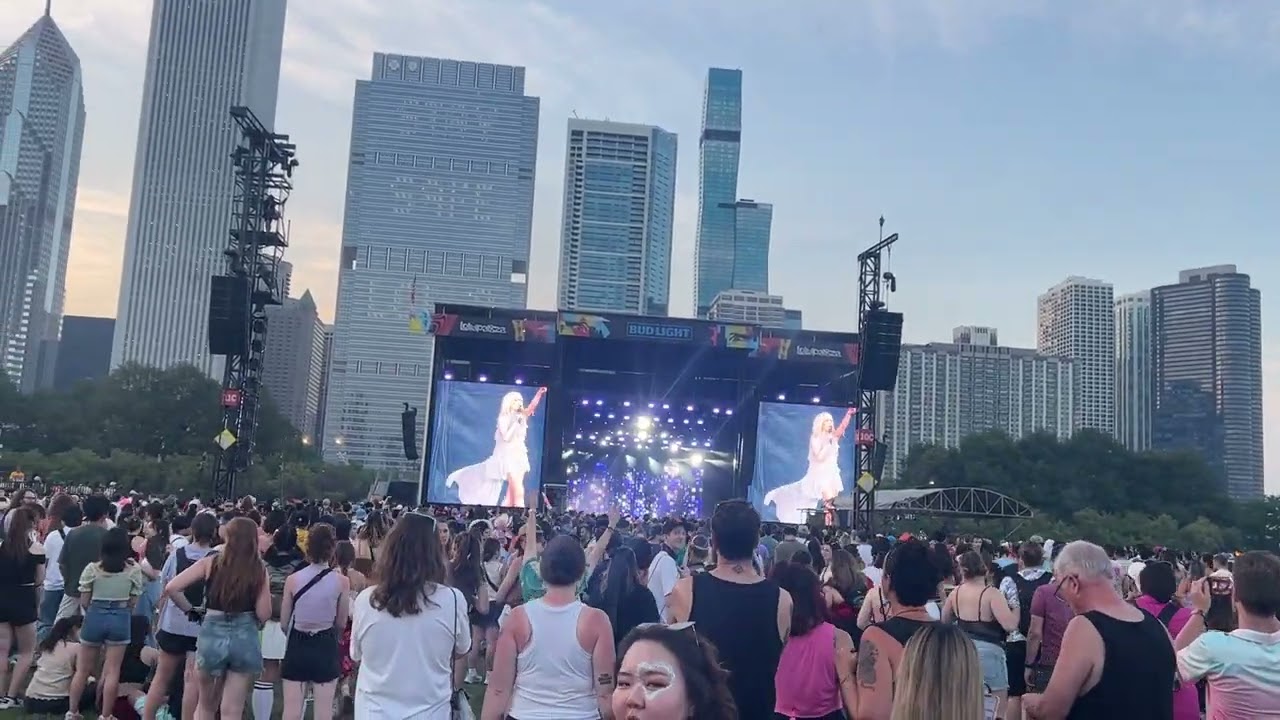 Carly Rae Jepsen @ Lollapalooza 2023 [1080p]