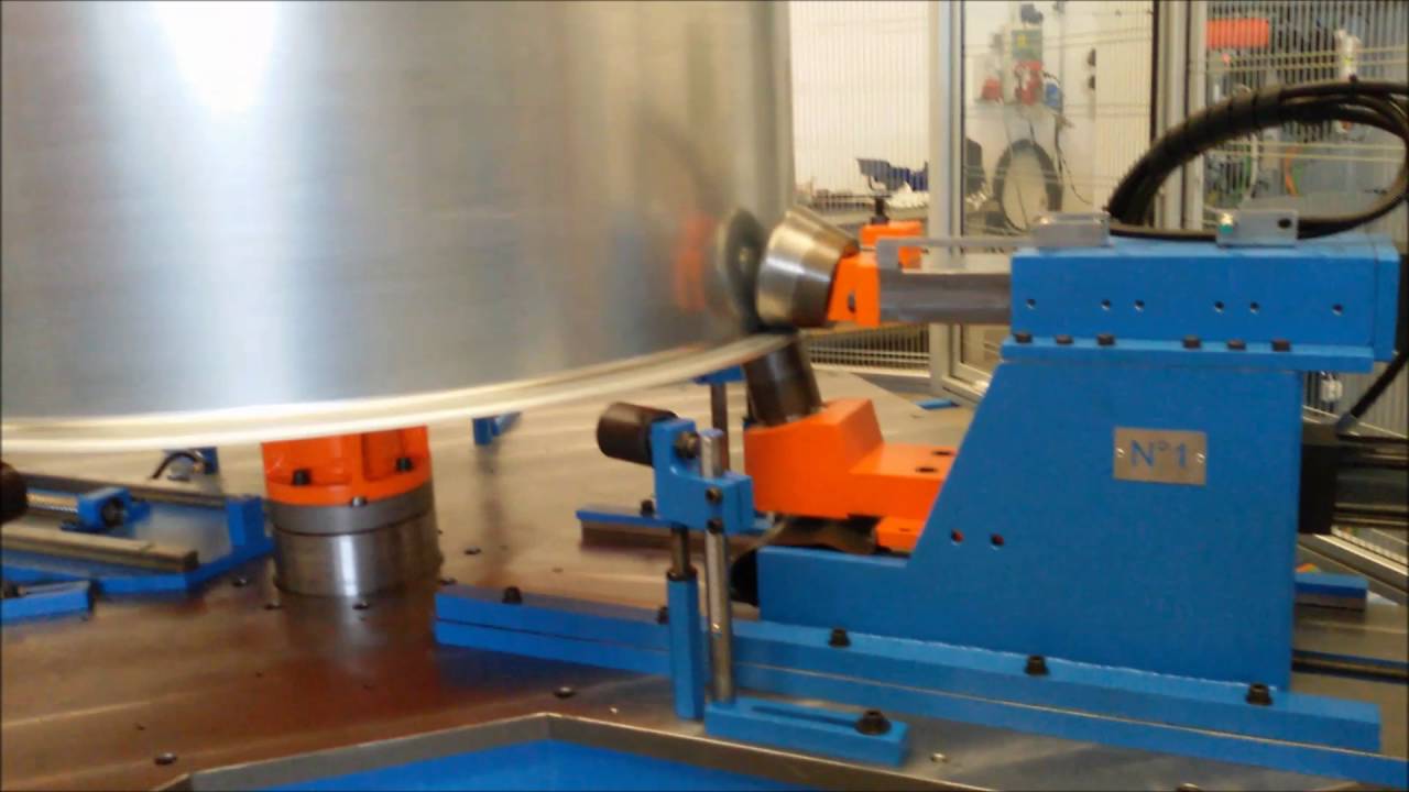 Flanging punching machine SMM 1600
