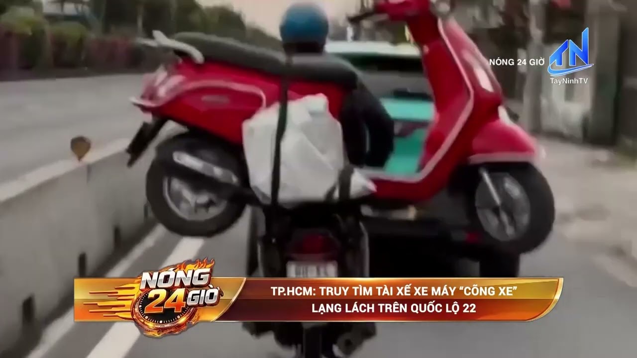 TP.HCM: Truy tìm tài xế xe máy “cõng xe” lạng lách trên Quốc lộ 22 | TayNinhTV