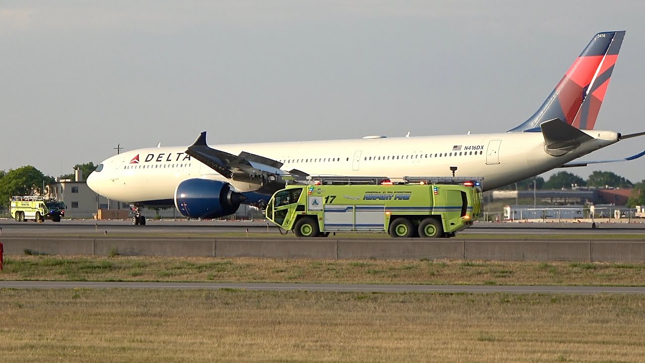 Fumes in the Cockpit! Delta A330neo Takeoff and Return to MSP