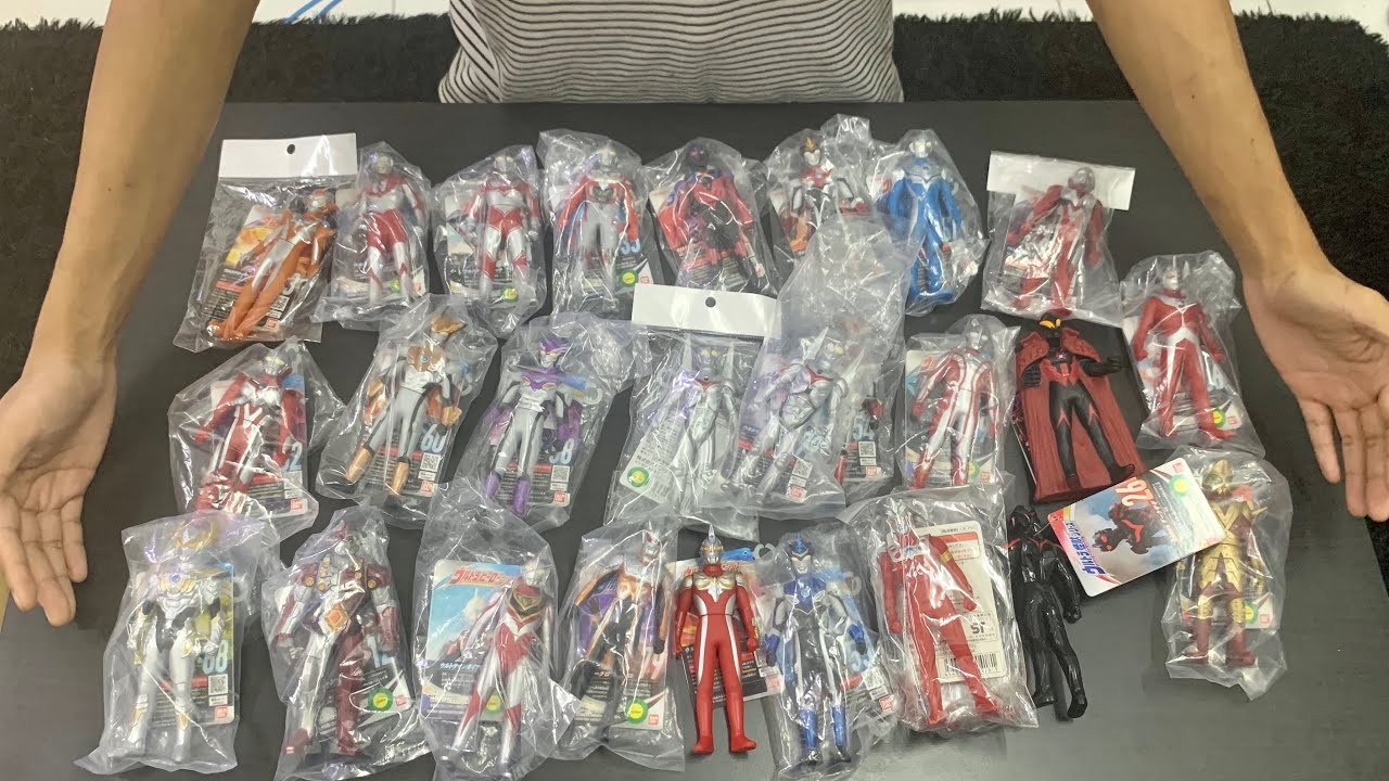 ULTIMATE ULTRAMAN SOFUBI TOY FIGURE UNBOXING