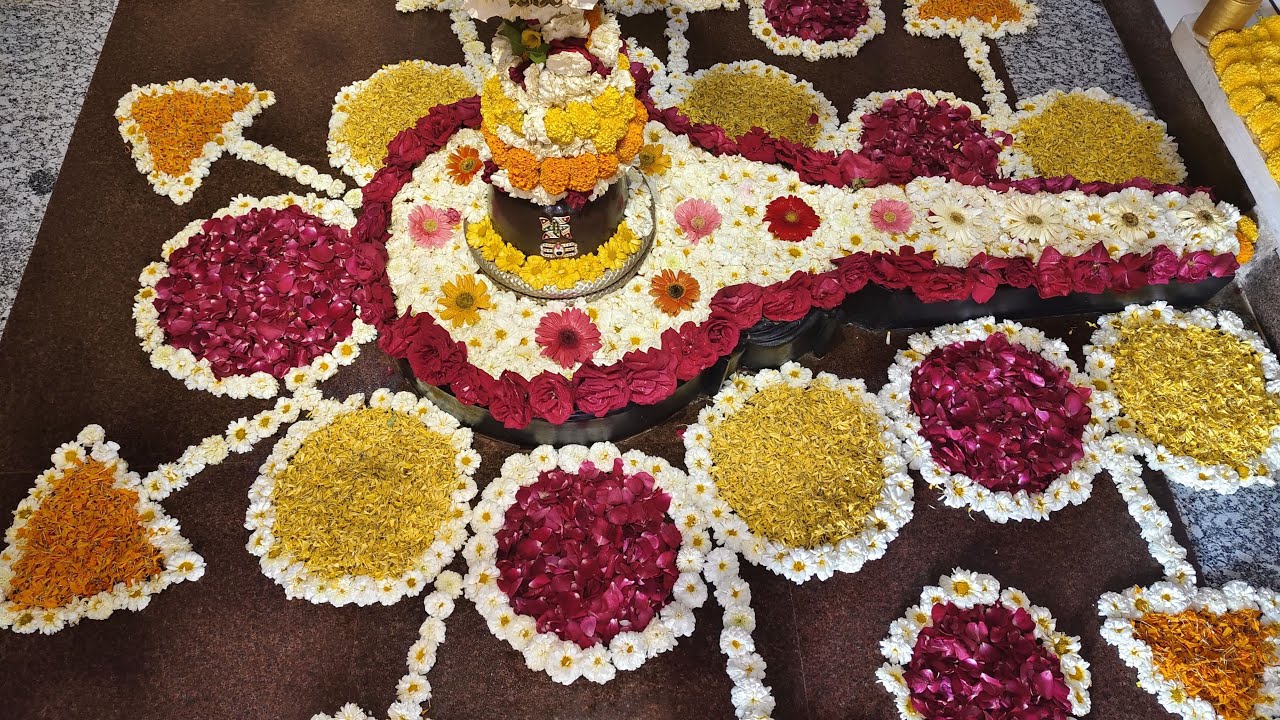 ચાલો આપણે લાઈવમાં ભજન કરીએ Sitaram Bhajan Mandal is live!vijay