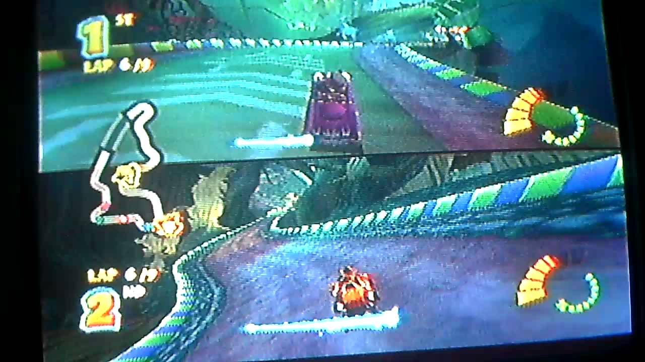 Crash Tag Team Racing: 2-Player Evilocity Race