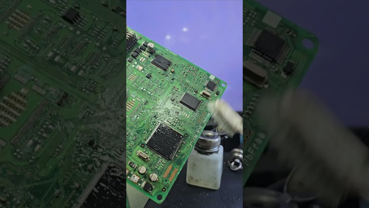 เทคนิคการซ่อมกล่องECU.รถยนต์หลังจากน้ำท่วม