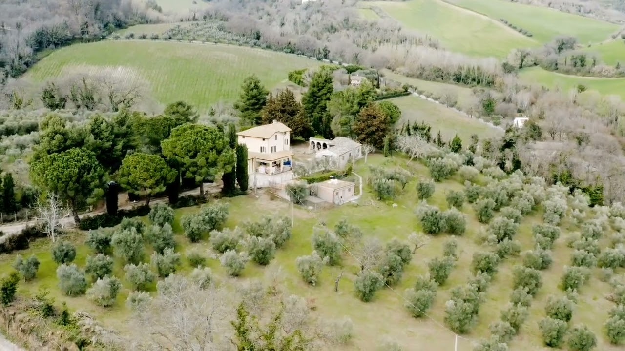 Bio@Us Agriturismo and Organic Retreat. Le Marche FM Falerone 