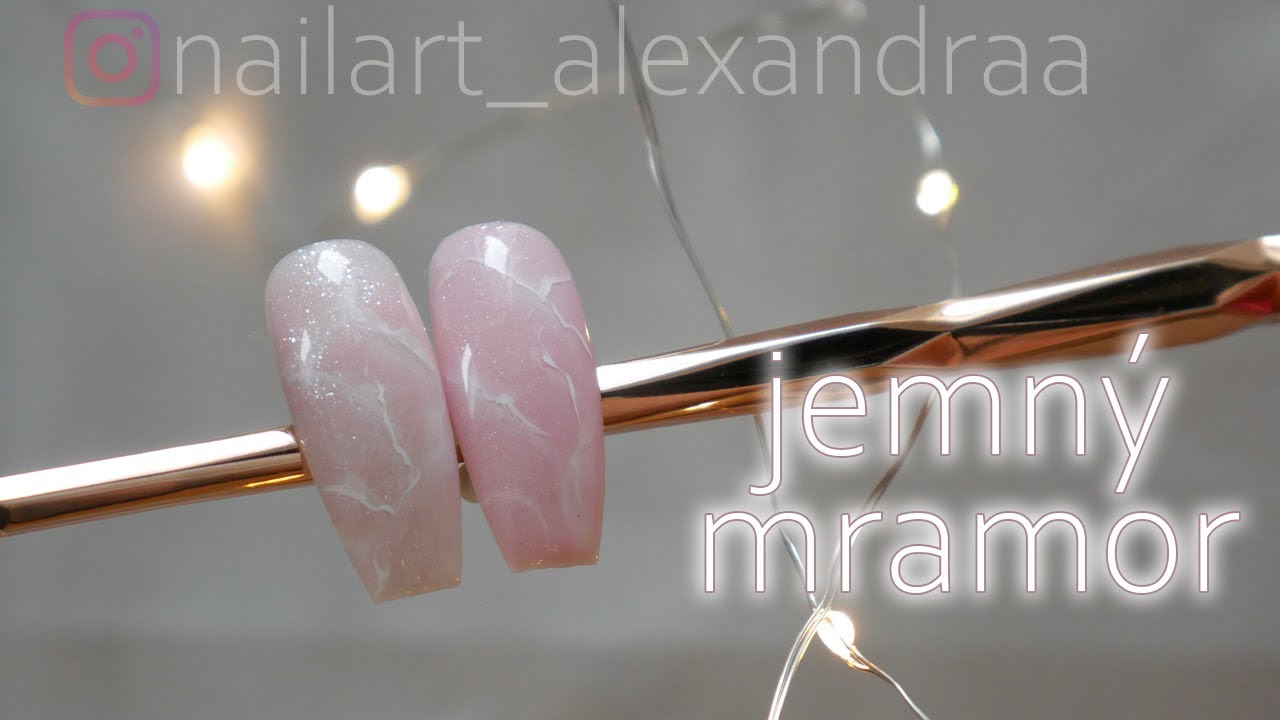 Jemný vrstvený mramor || 