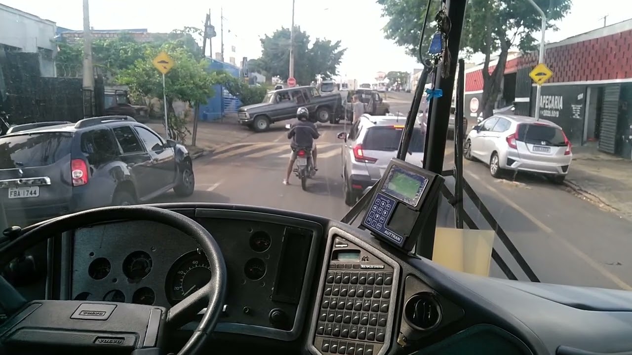 VOLVO B10M ano 1996 / Marcopolo Viaggio G6 1050 ano 2005 (prefixo 1000)