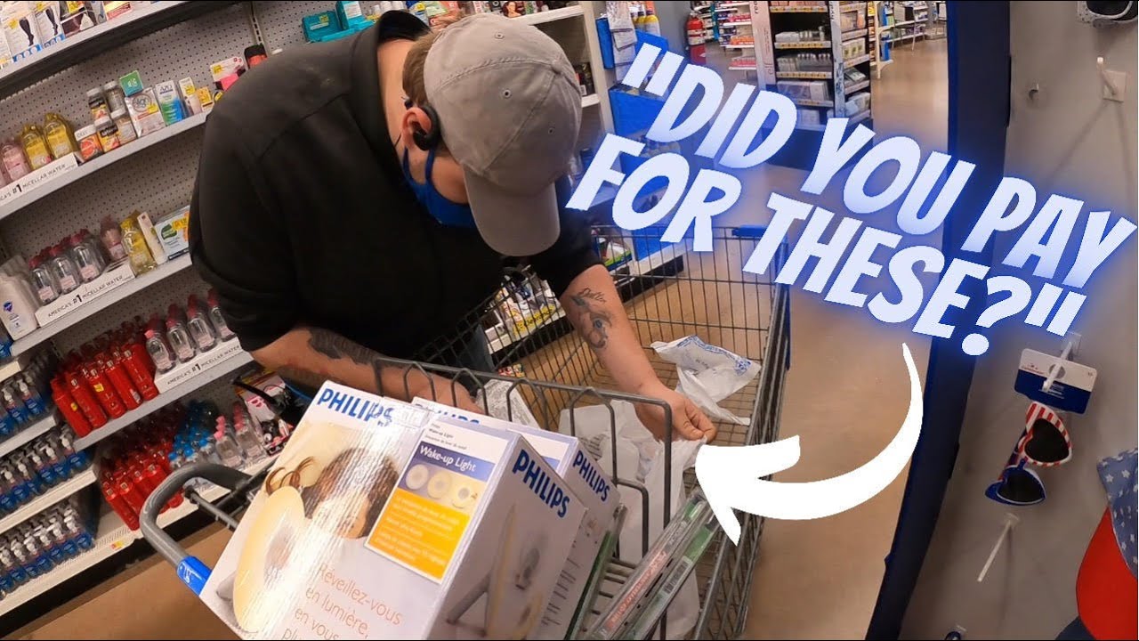 WALMART SECURITY CHASED ME DOWN and ANOTHER EMPLOYEE CALLED ME OUT