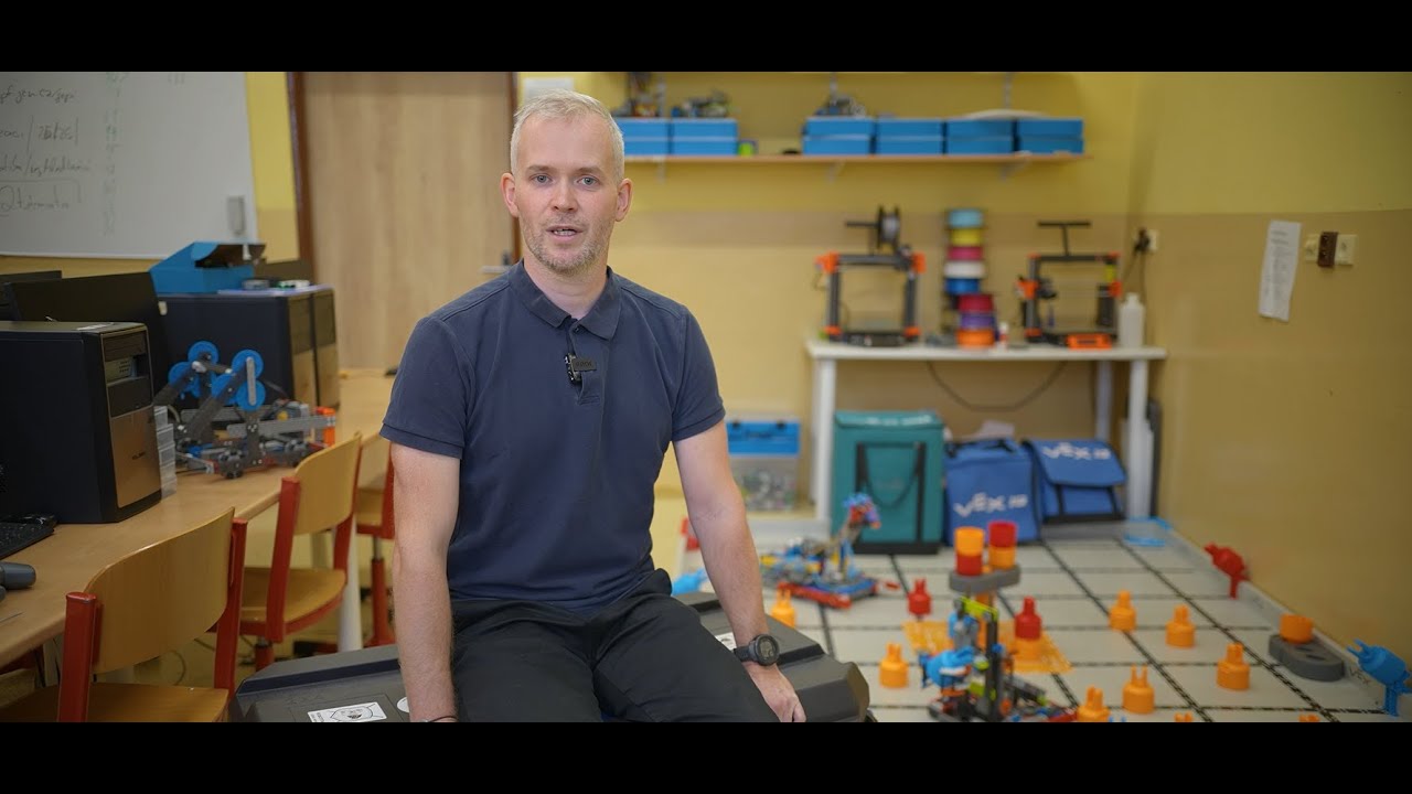 Zkušenosti s robotikou VEX (Štěpán Samek)