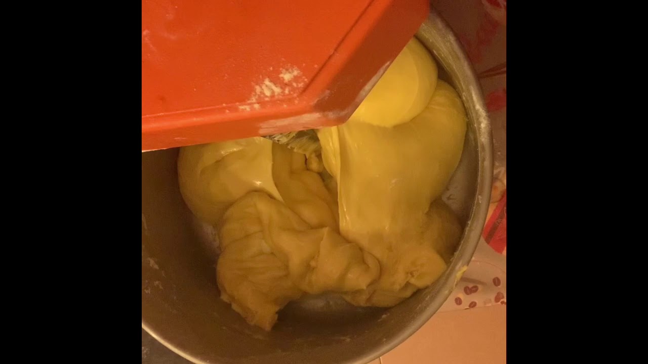 Primo e secondo impasto panettone nella spirale