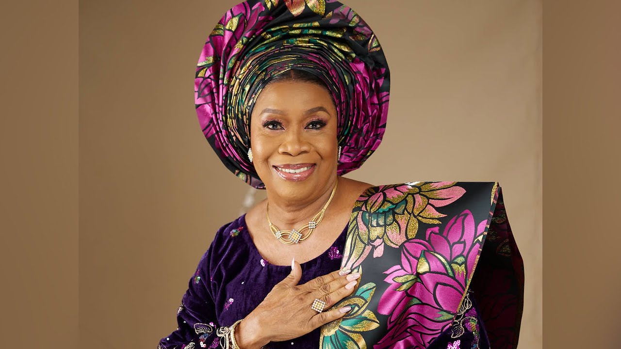 LADY MOSUNMOLA AWODIPE FABULOUS 80TH BIRTHDAY