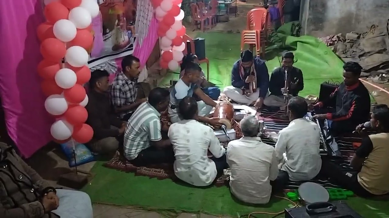 Baba chya ho margat aala dhanalal chirekhani wala . 