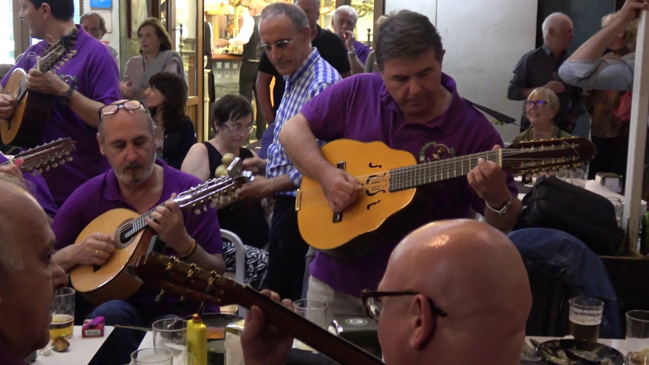 Cuando salí de Cuba - Street singers with amazing voice