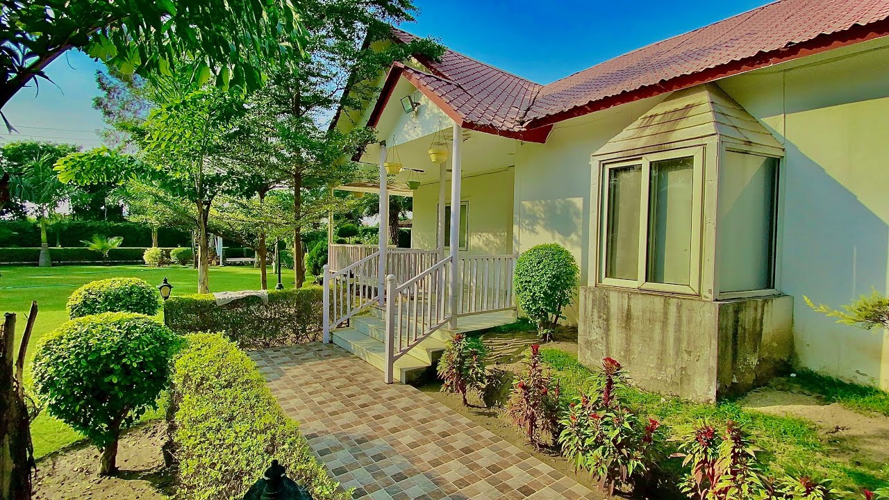 Farm House in Noida Sector 135 Detailed Review - Green Beauty Farms Noida | +919625912752