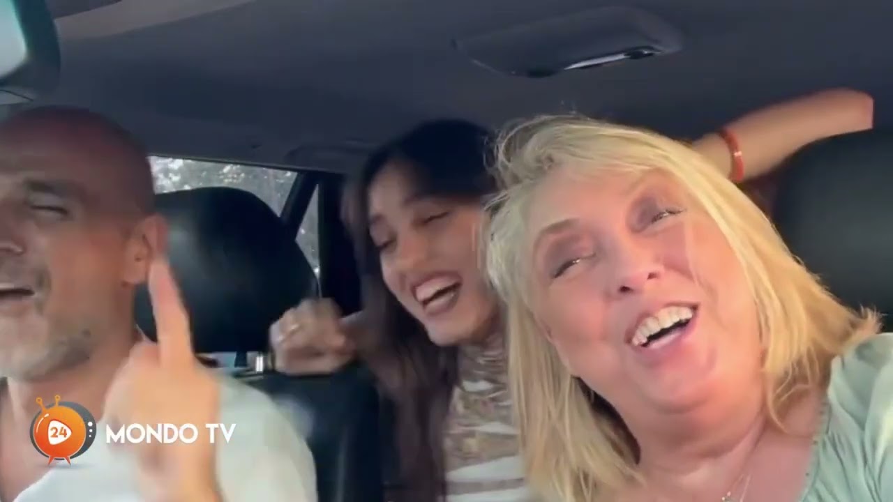 Giulia Stabile canta in macchina imitando Elodie e Mengoni - MondoTV24.IT