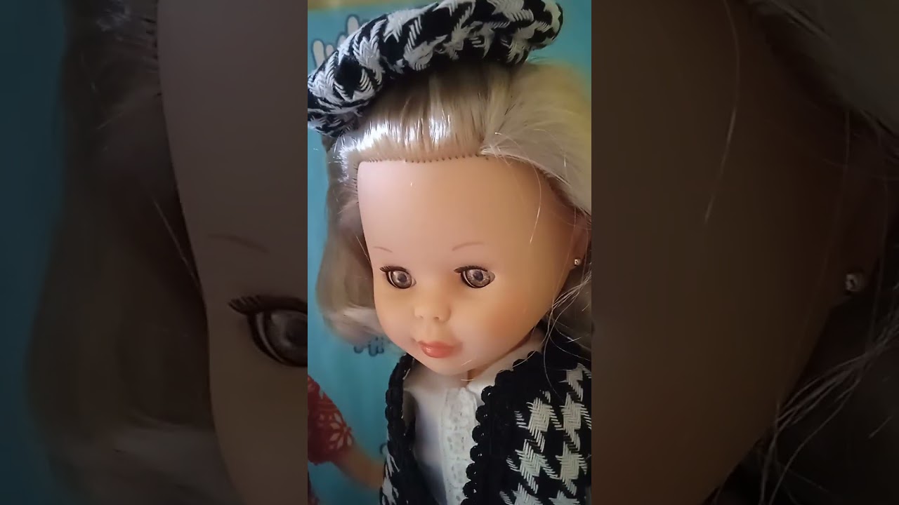 Mara y sus muñecas @ otras dos niñas con nuevos modelitos 