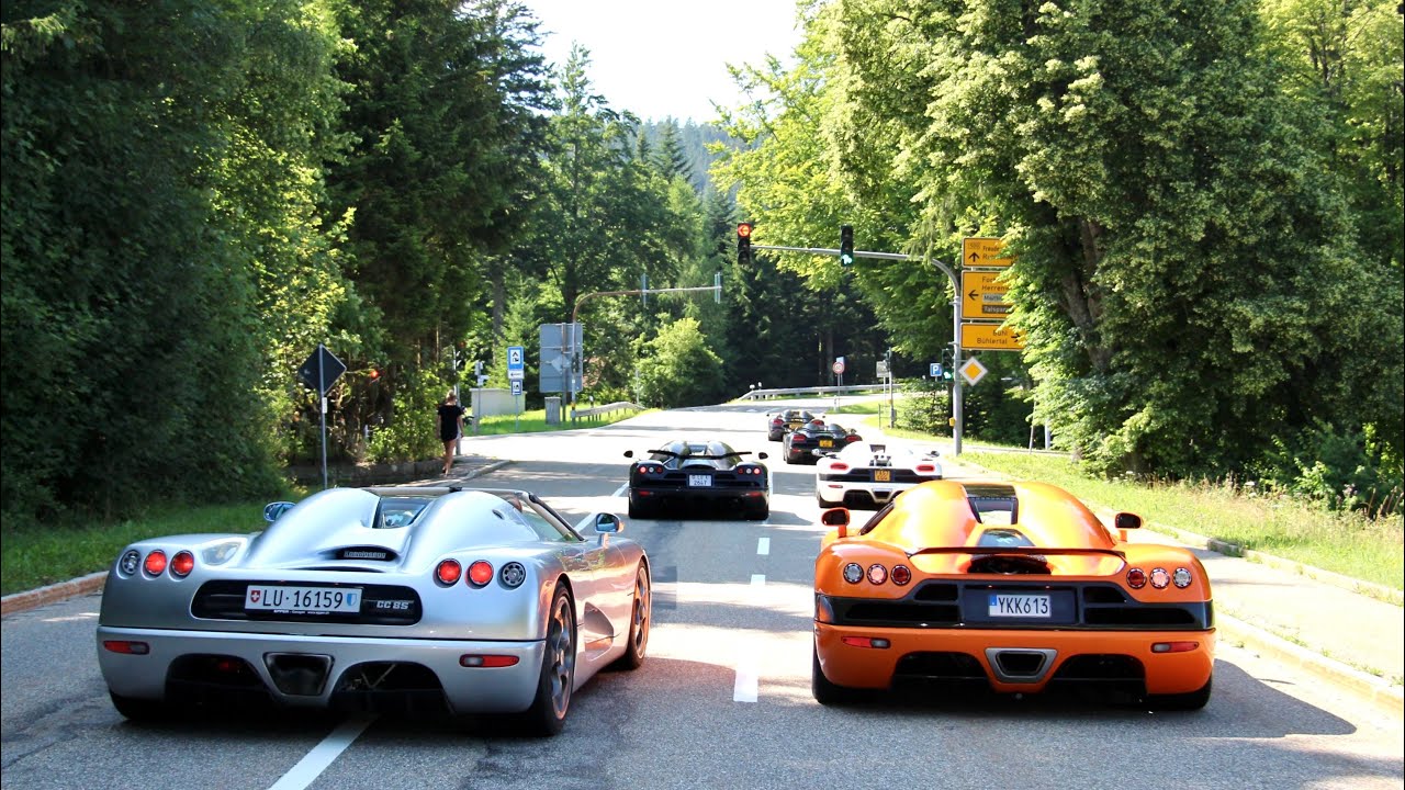 When 17 Koenigseggs drive in the German Black Forest ...