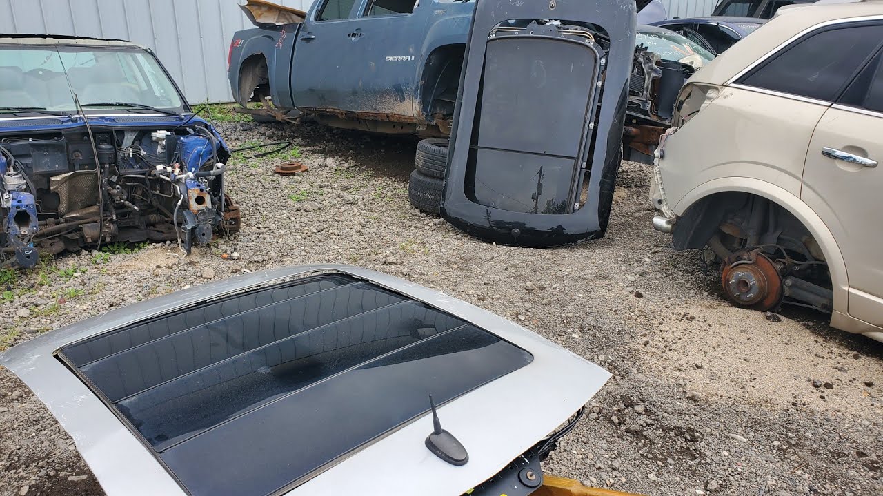 last Chicago junkyard run + wire up 07 up mini cooper panoramic sunroof