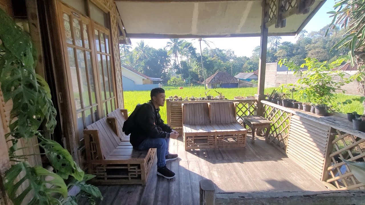 Hening Dan Damai‼️Rumah Villa Kayu Mengapung Di Atas Kolam Di Tengah Alam Yang Indah