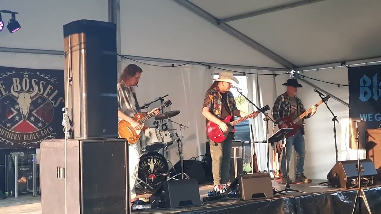 The B&ouml;ssels - What's Your Name - Black'n Blue Bluesnight Wilp - 2 mei 2025