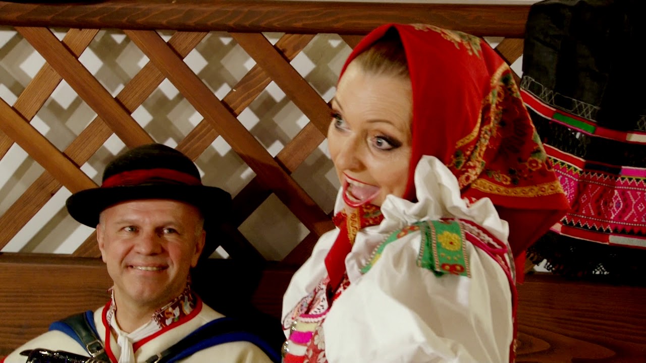 ELEONÓRA VANČÍKOVÁ KAPASNÁ & FOLKDUOPLUS - ČERVENÉ JABĹČKO - TELEVÍZIA SENZI