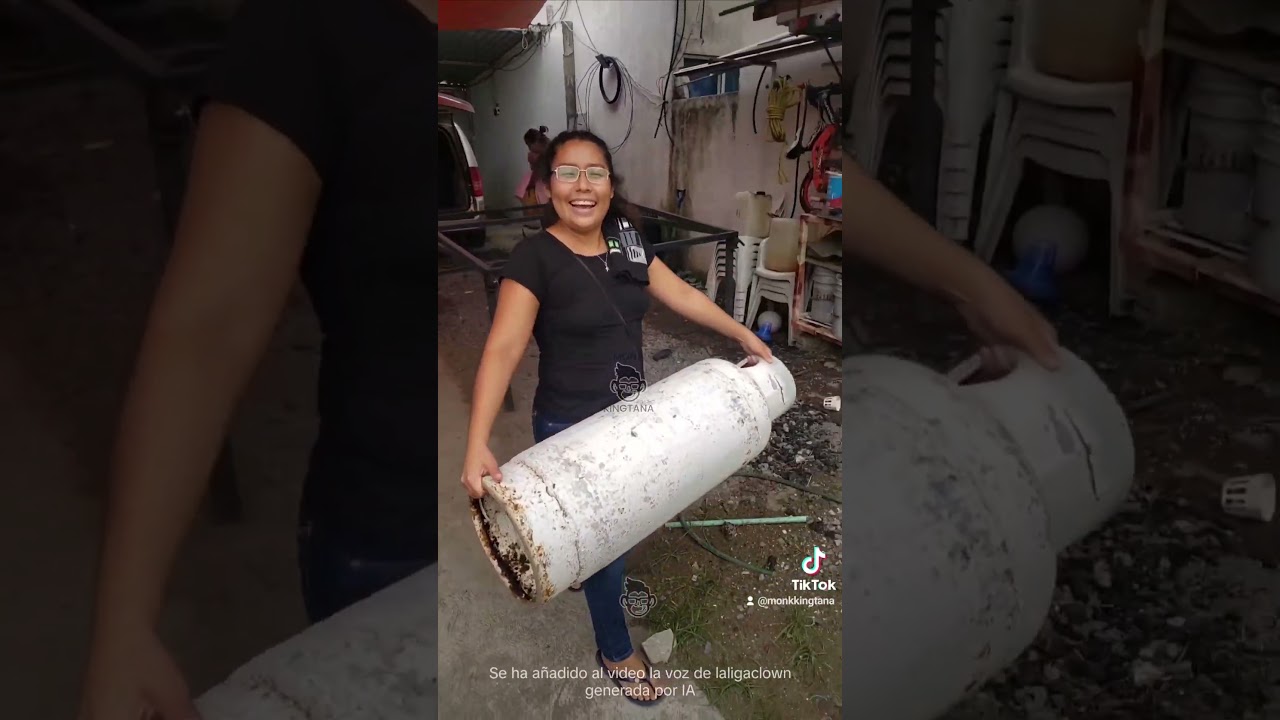 mujer fuerte sorprendente 