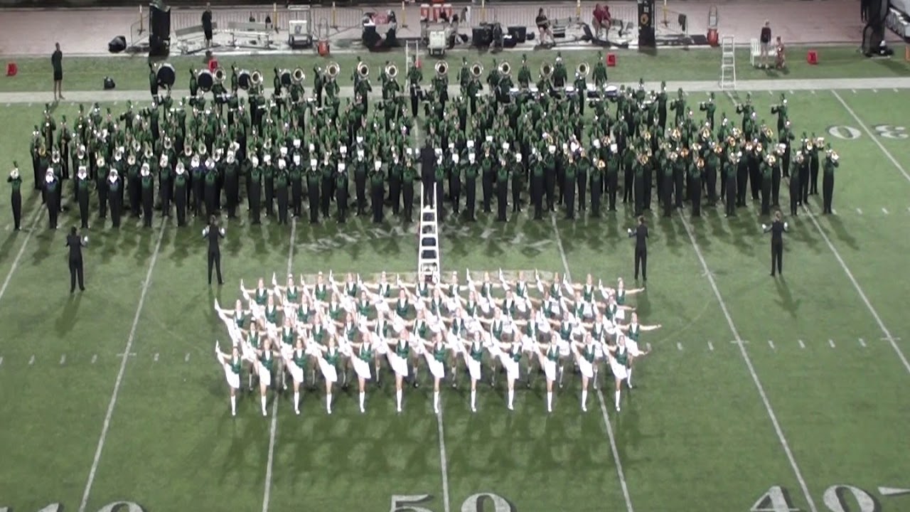 TWHS Highsteppers Perform to 