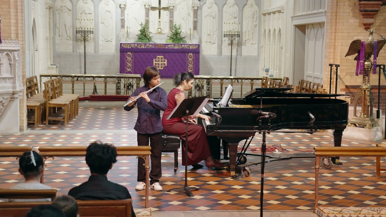 Vivaldi - Concerto for Flute Op. 10, No. 3, RV 428, 