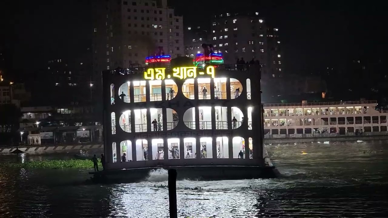 এম খান ৭ দেখে মনে হয় যেন একটি ভাসমান শহর 