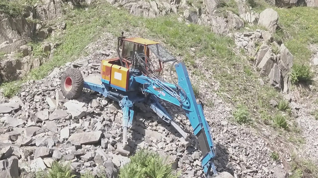 Les travaux de l'Extrem faits par des Berbères Marocains en France