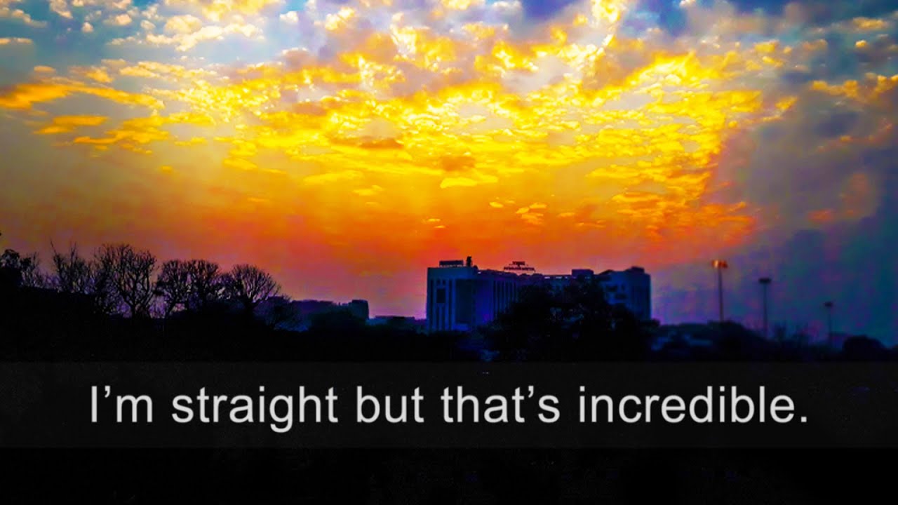 r/AreTheStraightsOk | that's hot 👀