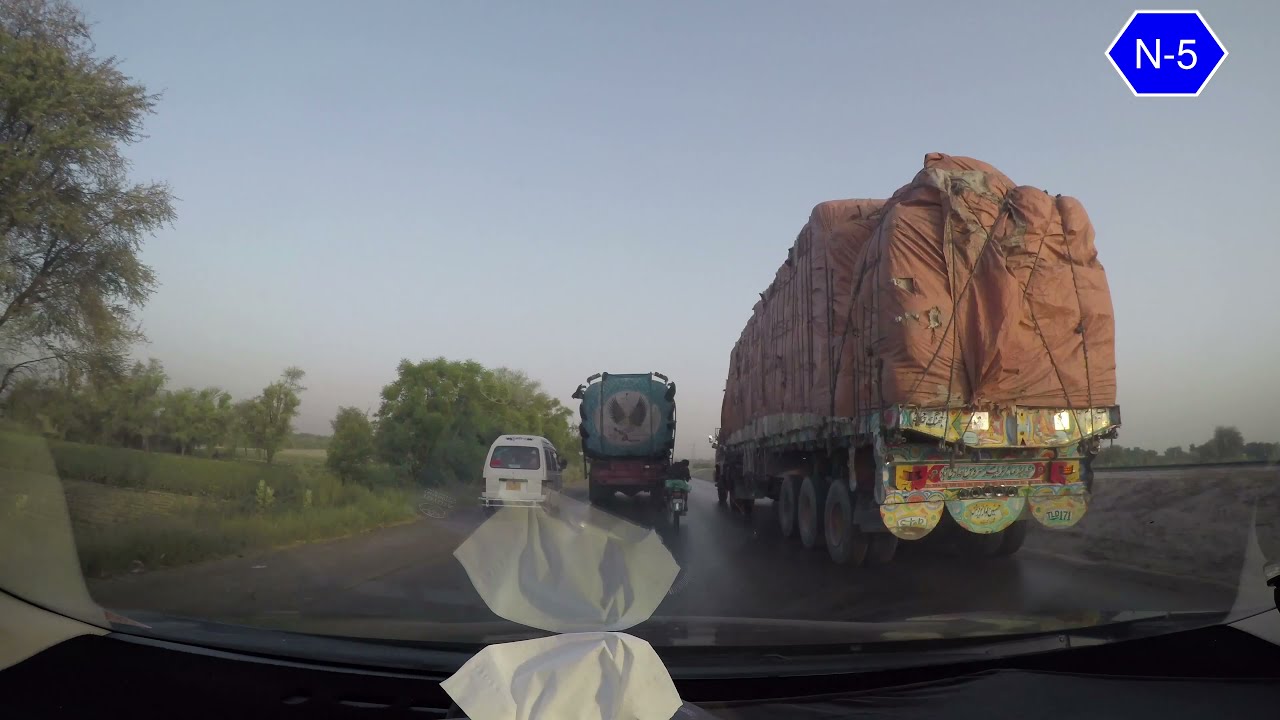 Karachi to Islamabad by Car in 25 Minute(Time lapse)