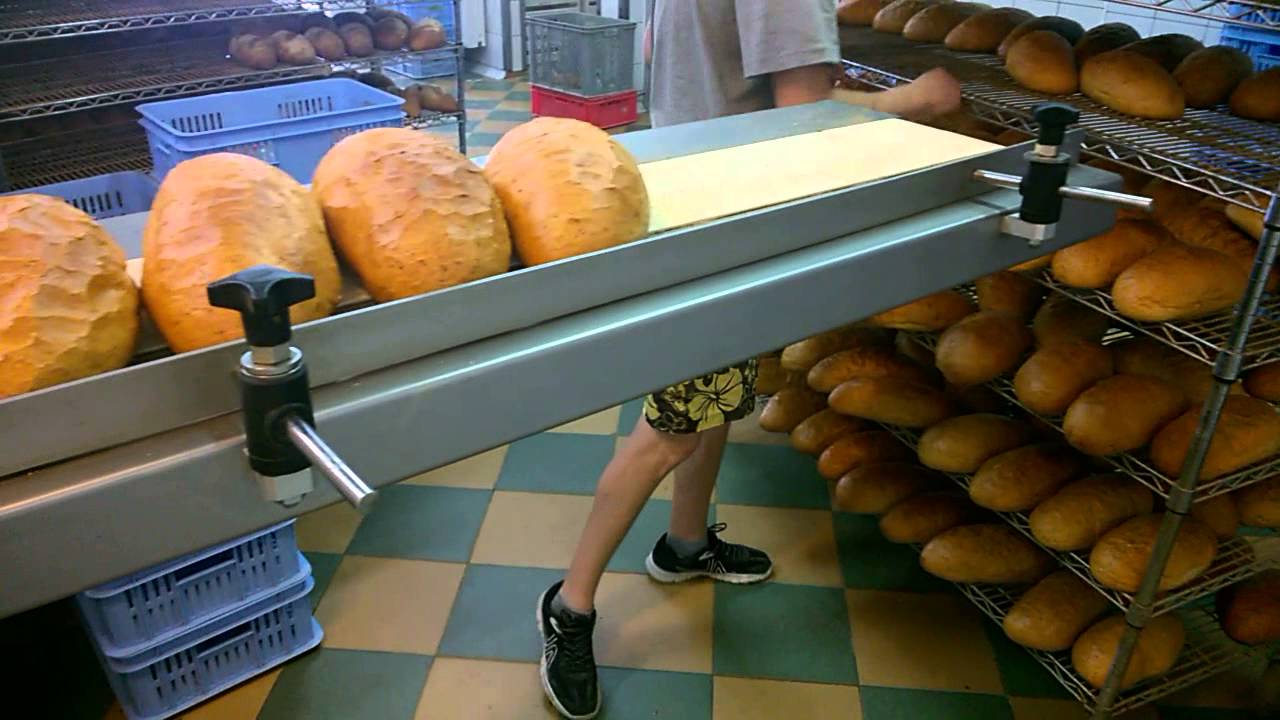 Linia do krojenia i pakowania chleba Mech Masz