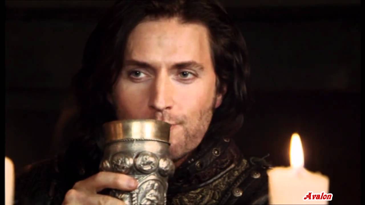 Guy & Robin - Too Much to Drink - The Siege