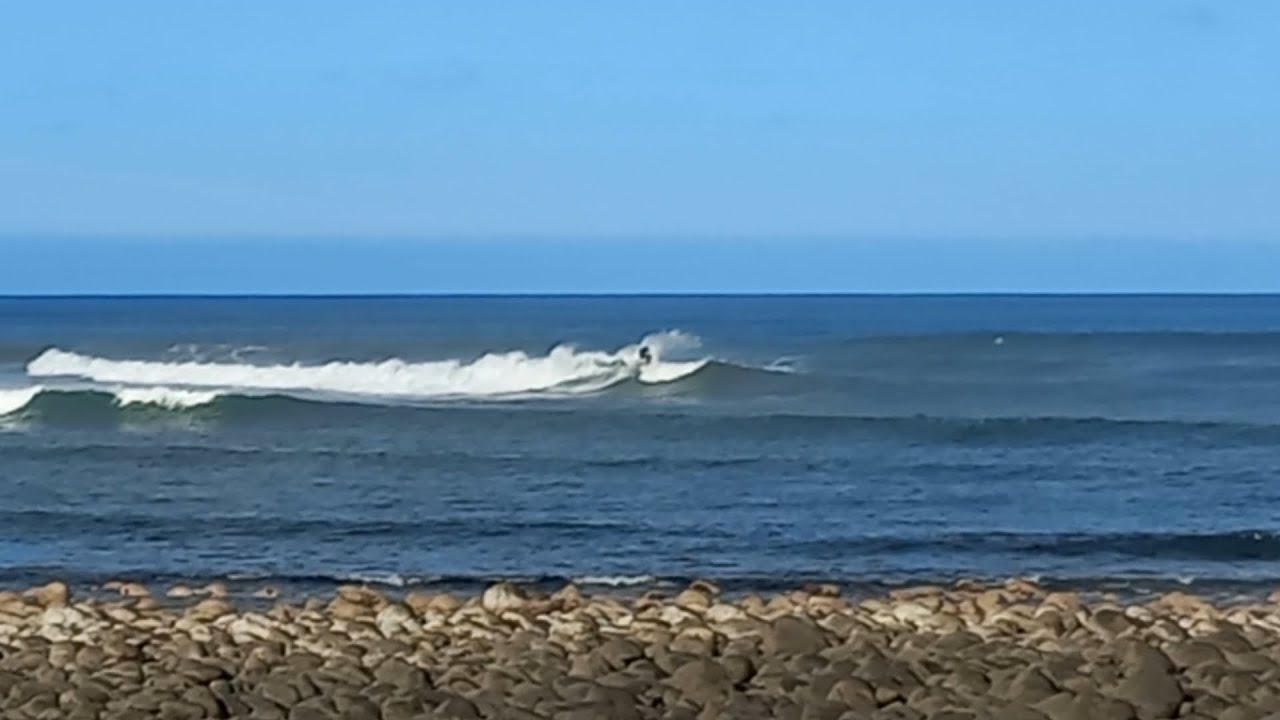 Handshaped 'Ocean Impact' glass on Twin Fin #nzsurf