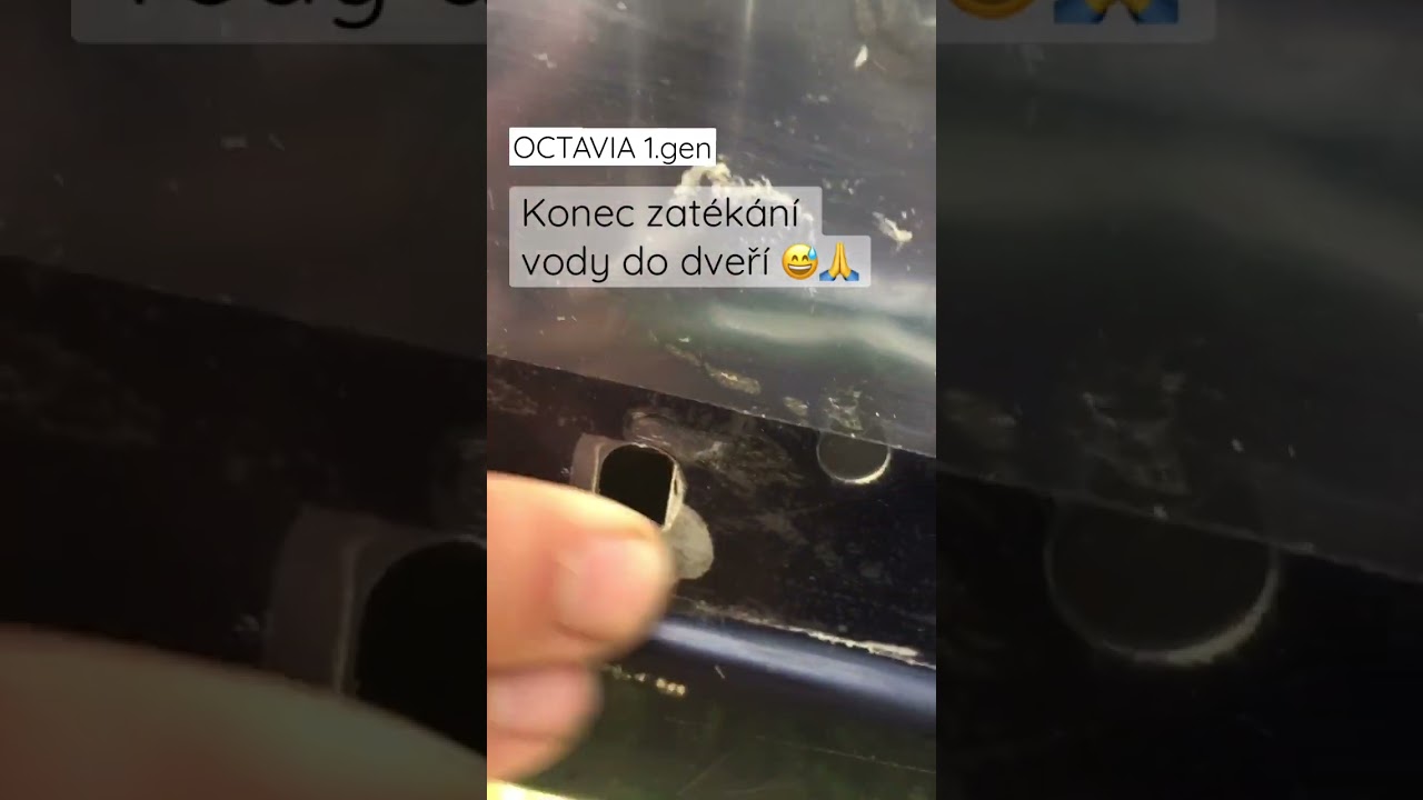 Jak konečně vyře&scaron;it vodu v Octavii? | spr&aacute;vn&eacute; nalepen&iacute; těsn&iacute;c&iacute; folie.