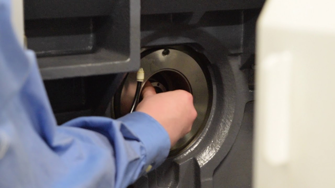 Changing collets on a Citizen Swiss lathe (Basic)