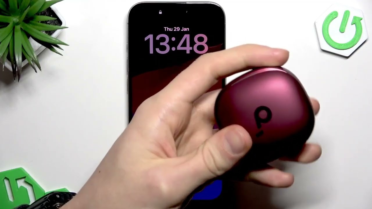 APPLE iPhone 15 Pro – USB-Cでアクセサリにリバースチャージする方法