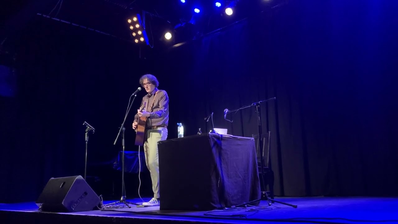 Live: Frank Spilker - Depressionen aus der H&ouml;lle