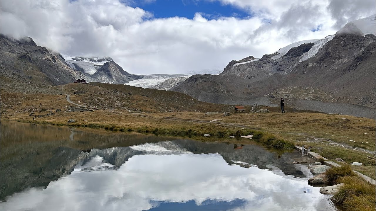 Hike to Lake Stellisee & Fluhalp