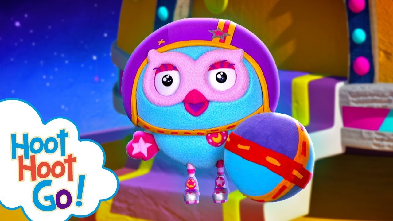 Giggle and Hoot: Hootaluna - Hootball Finder Extraordinaire | Hoot Hoot Go!