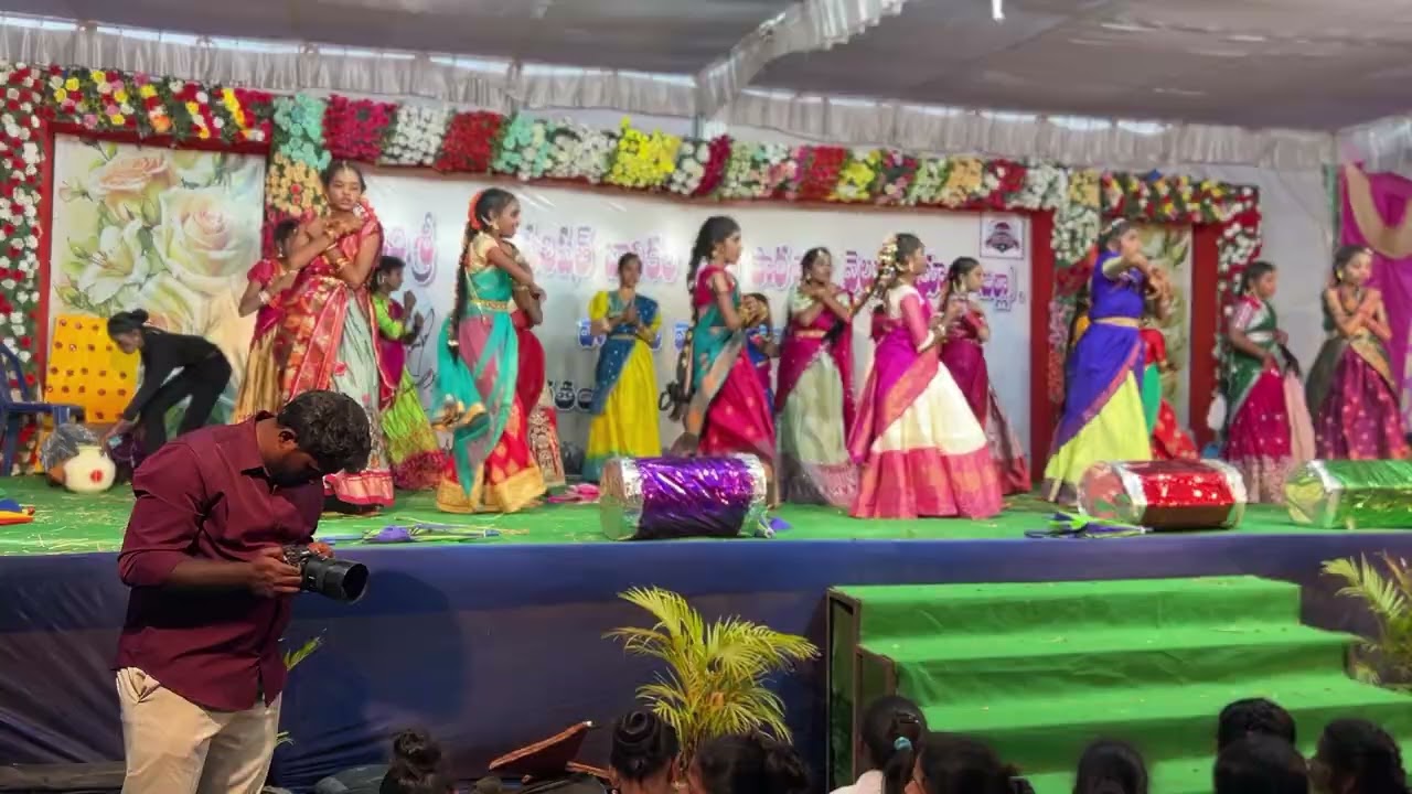 “Nuvasthanathe Nenodhotana… emotions that touched the stage 💙 | Veldhurthi Annual Day”