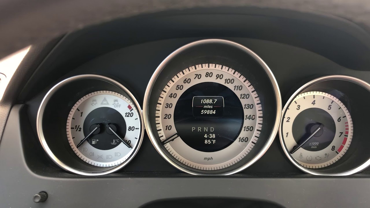 Mercedes C300 2013 года &mdash; процедура сброса сервисного обслуживания