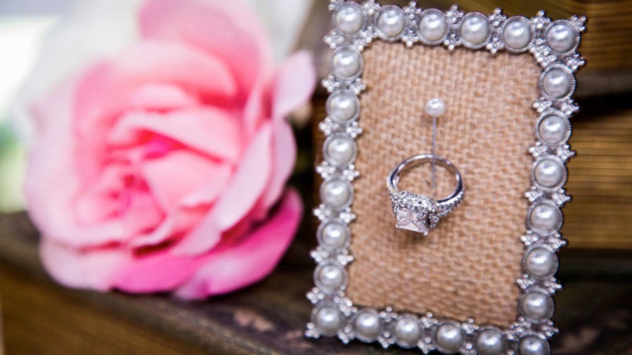 Paige Hemmis' DIY Ring Holder