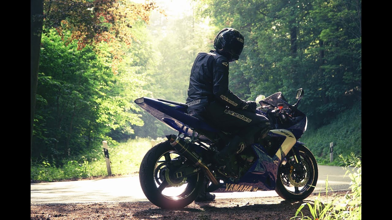 Yamaha R1 RN09 2002 | Kurvenheizen