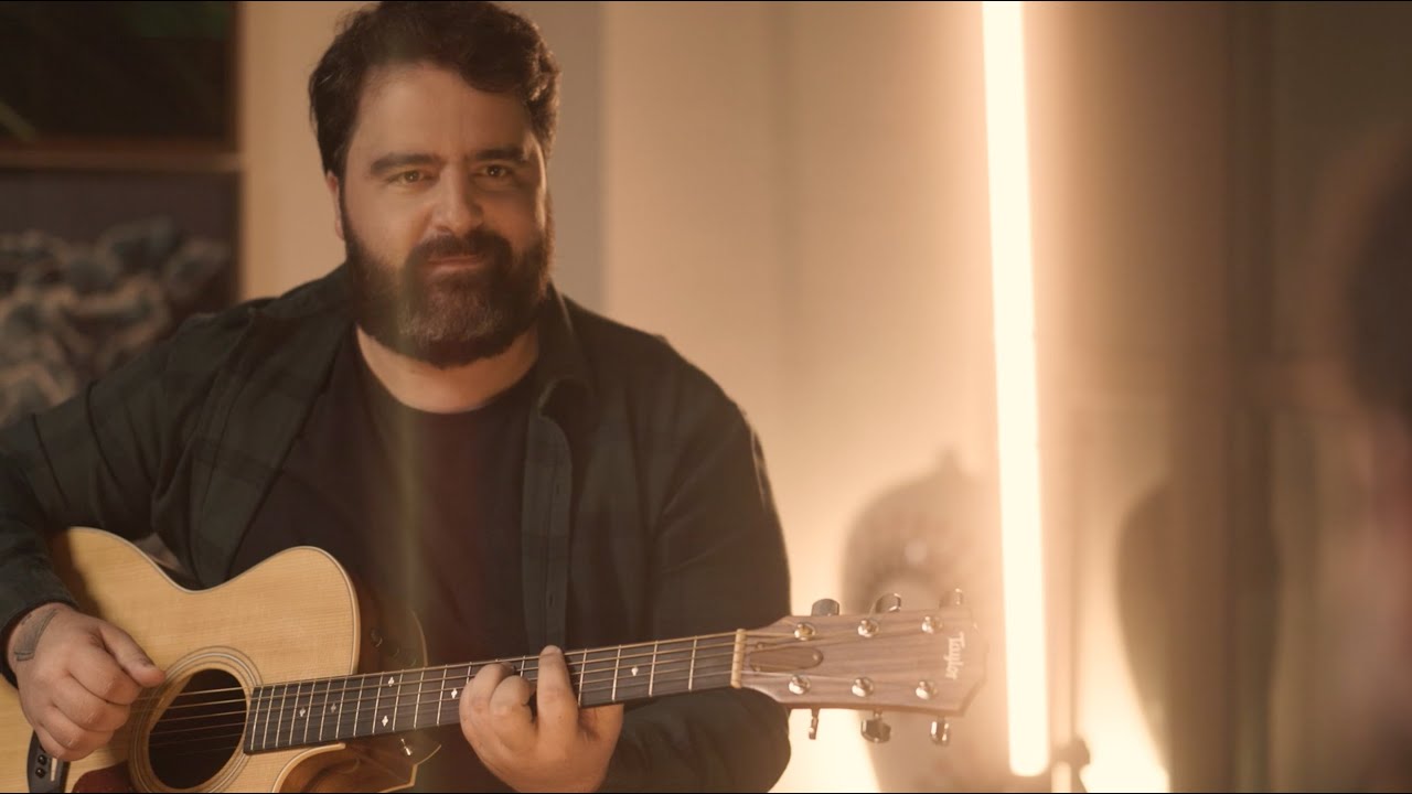She will be loved - Maroon 5 (Acústico NAVARANDA acoustic cover) on Spotify & Apple