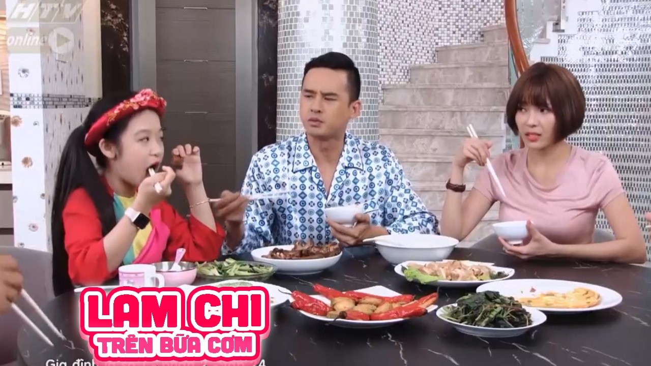 Gia đình là số 1 Phần 2 | Ông ngoại khiến Lam Chi xấu hổ trên bữa cơm